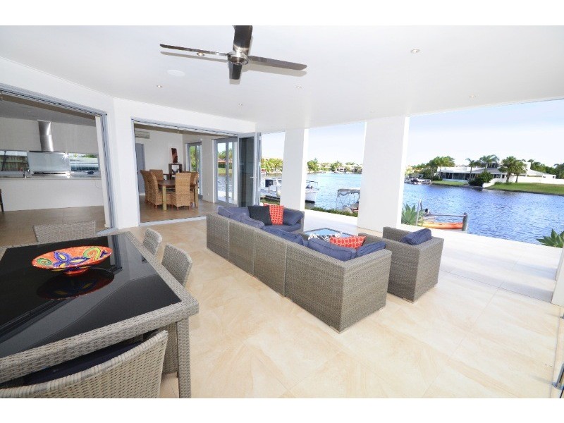 19 Waterside Court, Noosa Waters QLD 4566