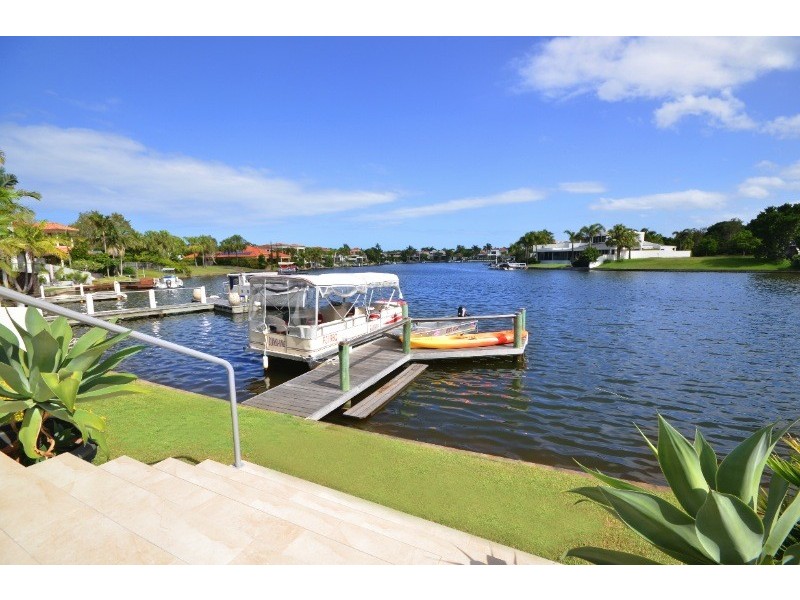 19 Waterside Court, Noosa Waters QLD 4566