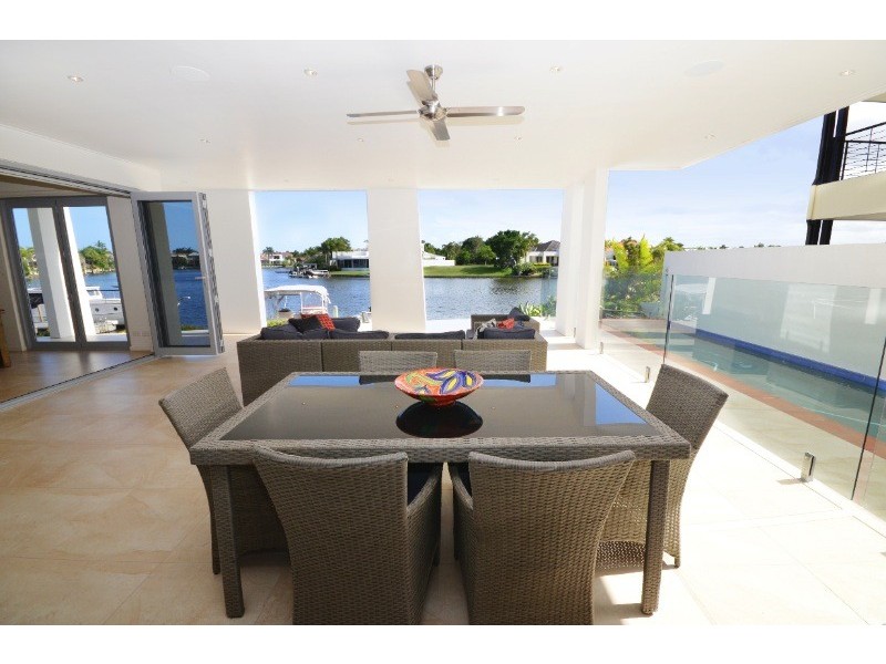 19 Waterside Court, Noosa Waters QLD 4566