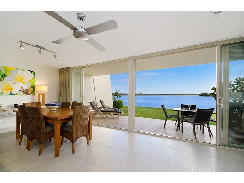 10/6 Quamby Place, Noosa Harbour Resort, Noosa Heads QLD 4567