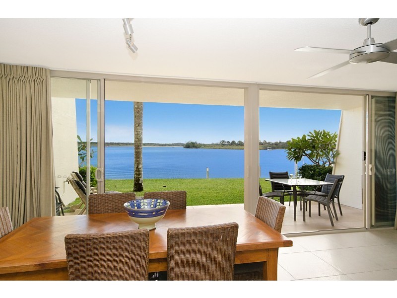 10/6 Quamby Place, Noosa Harbour Resort, Noosa Heads QLD 4567