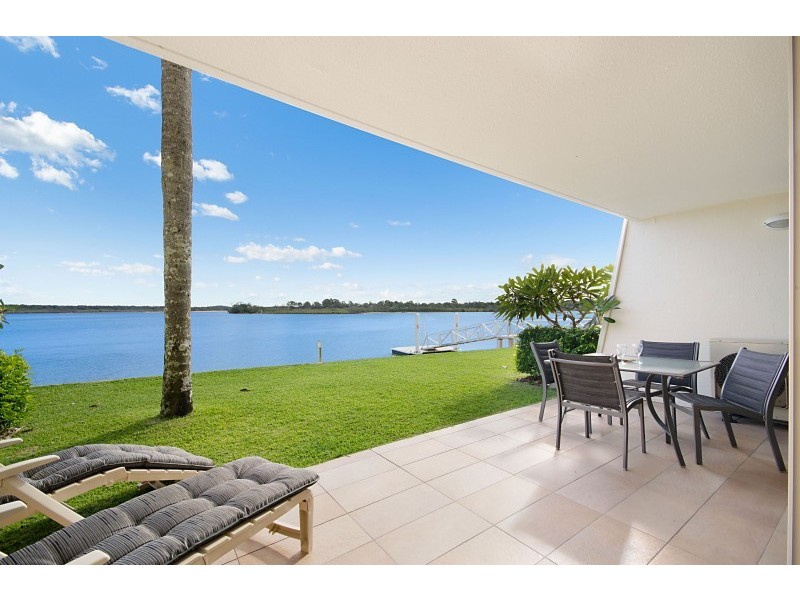 10/6 Quamby Place, Noosa Harbour Resort, Noosa Heads QLD 4567