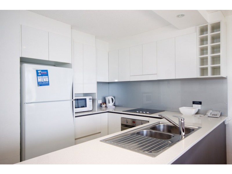 10/6 Quamby Place, Noosa Harbour Resort, Noosa Heads QLD 4567