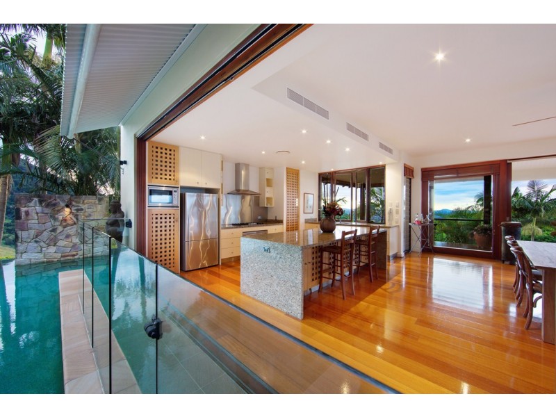 98 Tunba Court, Cooroy Mountain QLD 4563