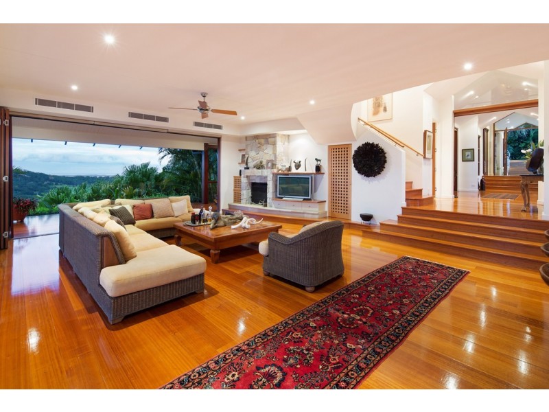 98 Tunba Court, Cooroy Mountain QLD 4563