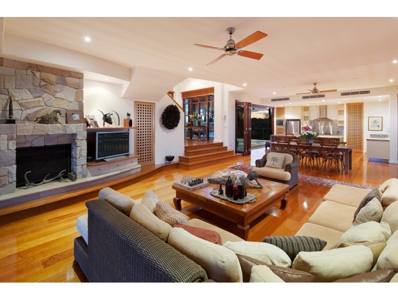 98 Tunba Court, Cooroy Mountain QLD 4563