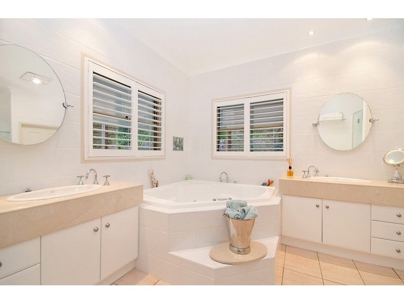 498 Cooroy Mountain Road, Cooroy Mountain QLD 4563