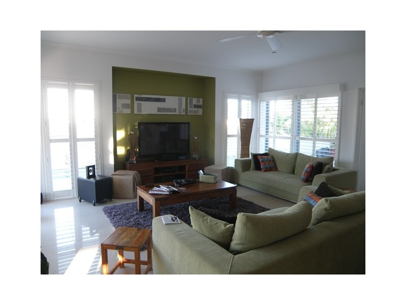 16 Regatta Circuit, Noosaville QLD 4566