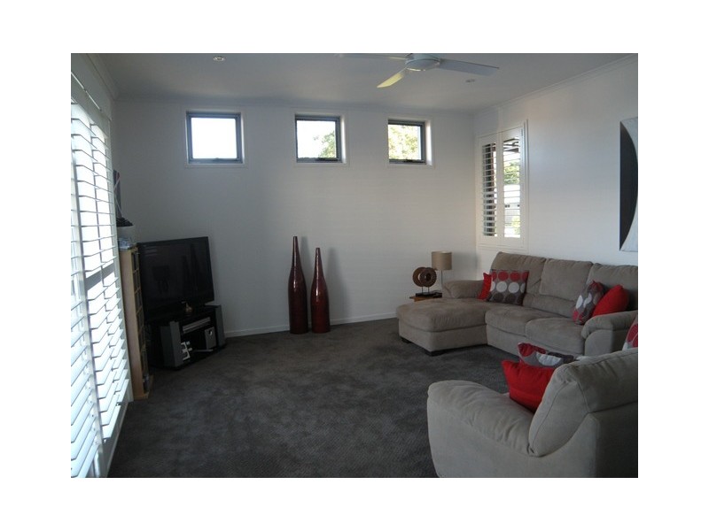 16 Regatta Circuit, Noosaville QLD 4566