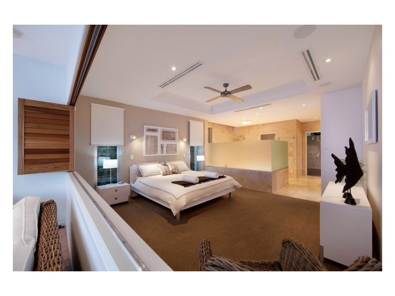 14 Topsails Court, Noosa Waters QLD 4566