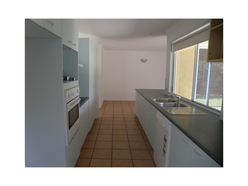 31 Comet Drive, Sunrise Beach QLD 4567