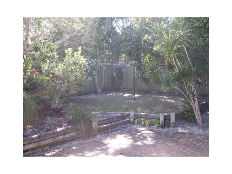 6 Twilight, Sunrise Beach QLD 4567