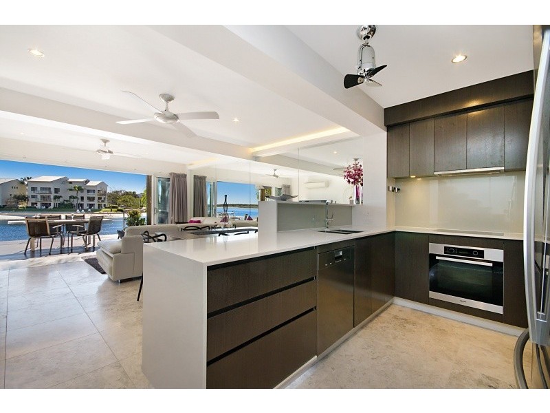 1 Driftwood/9 Barbados Court, Noosaville QLD 4566