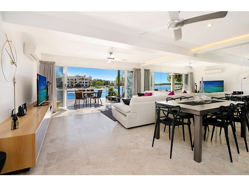 1 Driftwood/9 Barbados Court, Noosaville QLD 4566