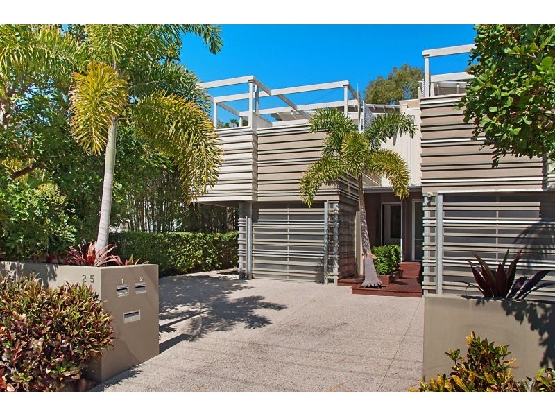 1 / 25 Duke St, Sunshine Beach QLD 4567