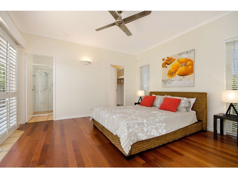 6 Wesley Court 3 bedroom, Noosa Heads QLD 4567