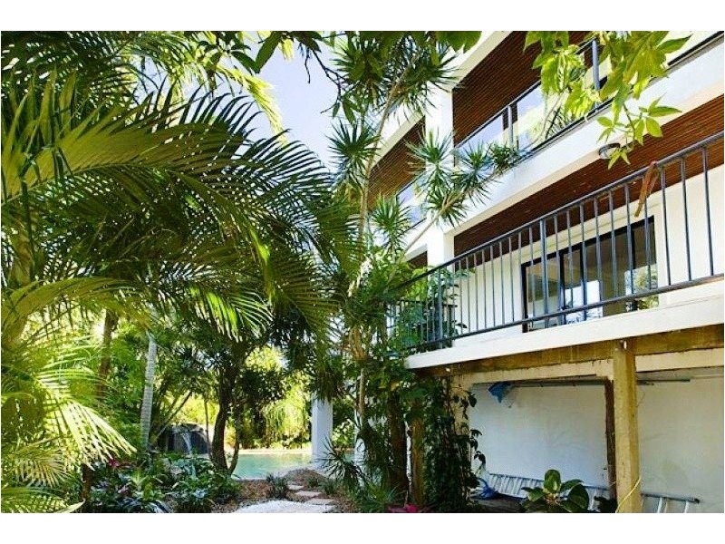 8 Allambi Terrace, Noosa Heads QLD 4567