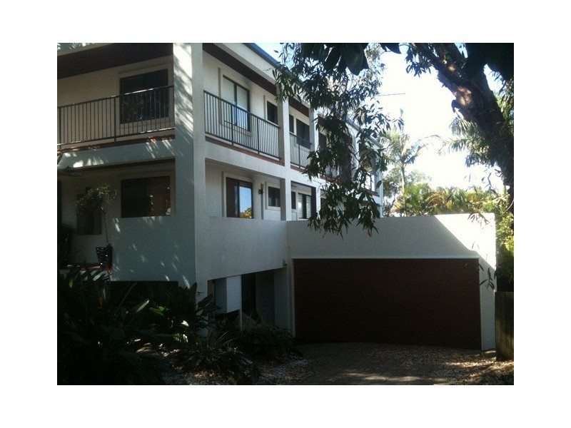 8 Allambi Terrace, Noosa Heads QLD 4567