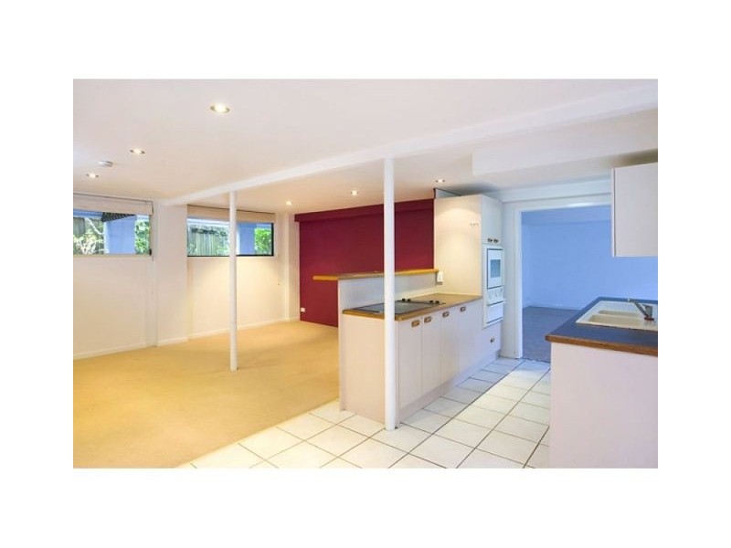 8 Allambi Terrace, Noosa Heads QLD 4567
