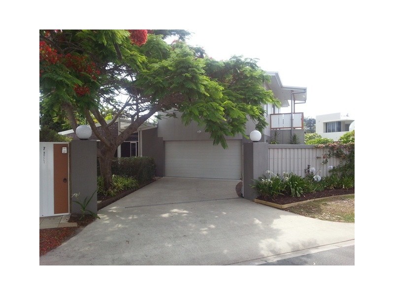 7 Belli Street, Noosa Heads QLD 4567