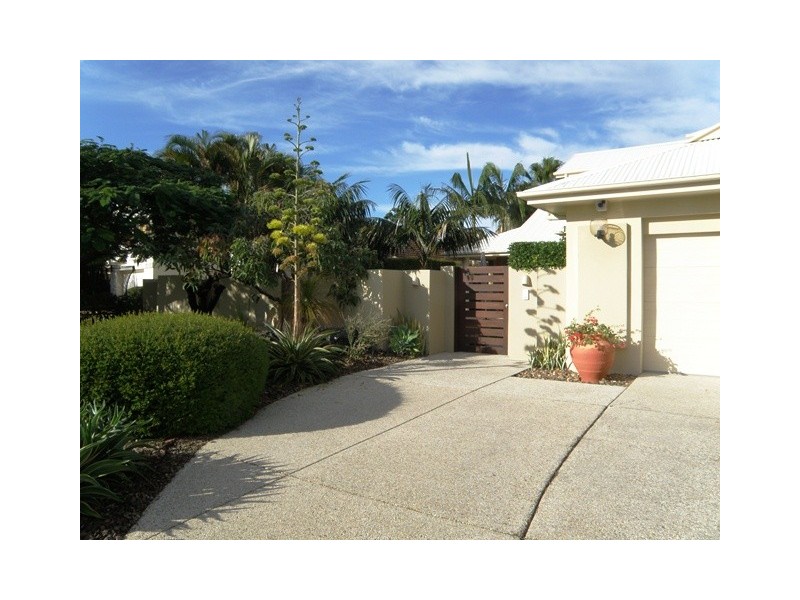 6 Masthead Quay, Noosa Waters QLD 4566