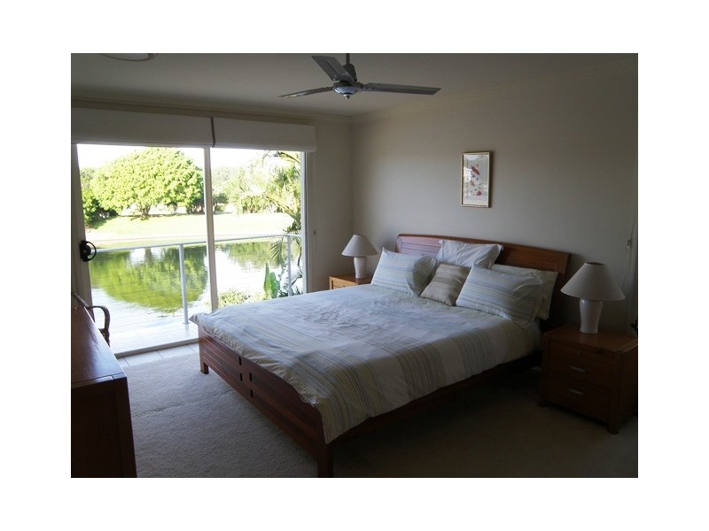 6 Masthead Quay, Noosa Waters QLD 4566