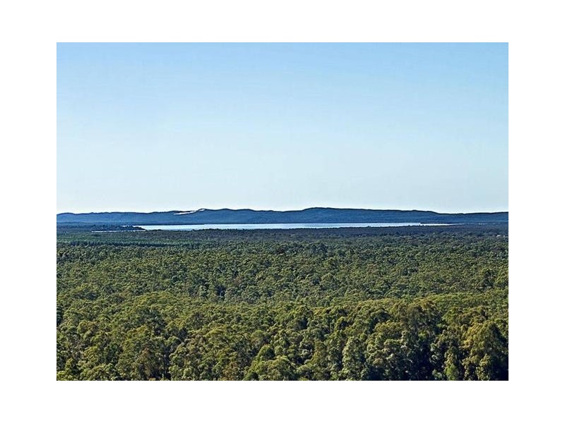 18 Clearview Dr, Tinbeerwah QLD 4563