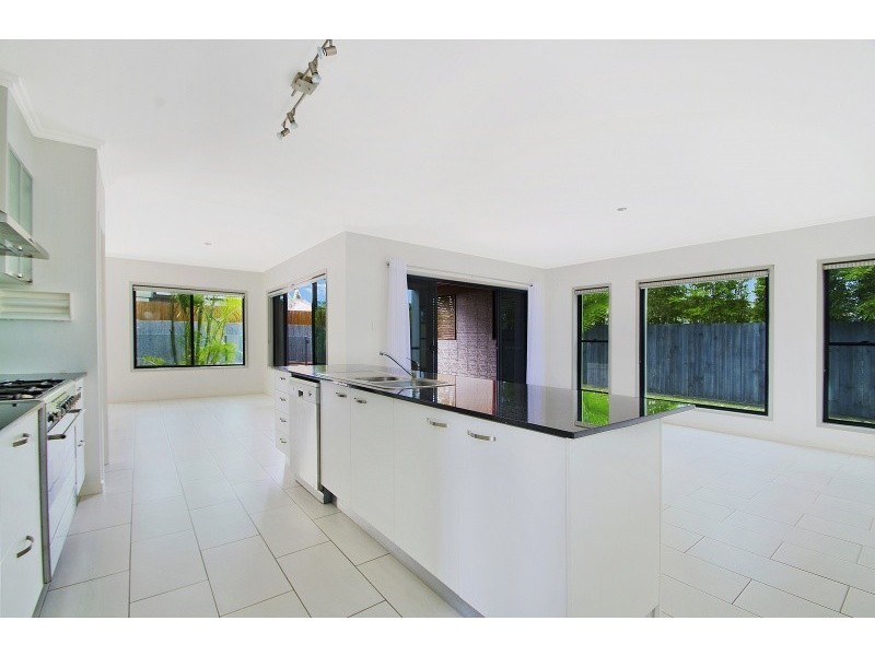 14 Balgownie Drive, Peregian Springs QLD 4573
