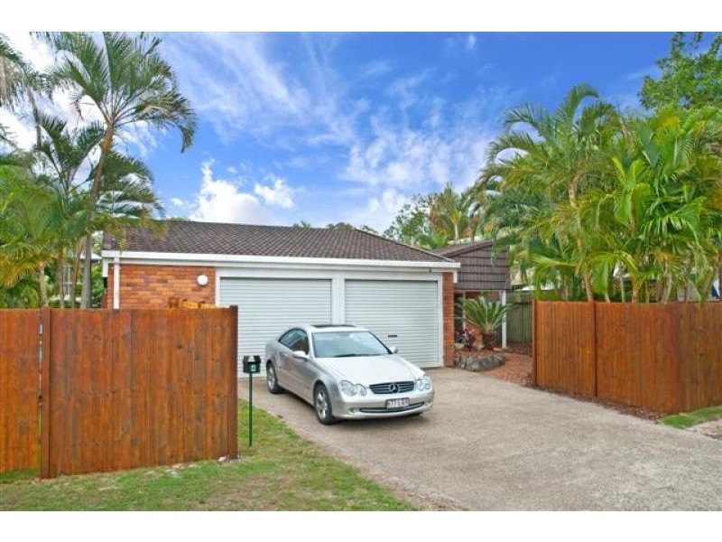 4 Lagoona Drive, Noosa Heads QLD 4567