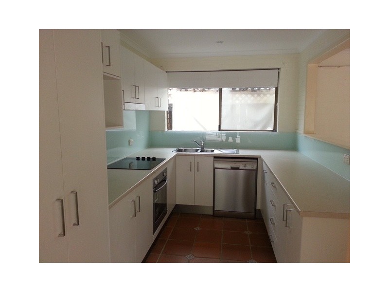 4 Lagoona Drive, Noosa Heads QLD 4567