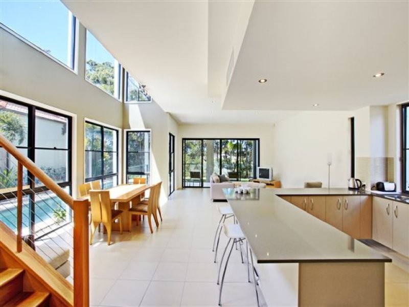 20 Selkirk Way, Peregian Springs QLD 4573