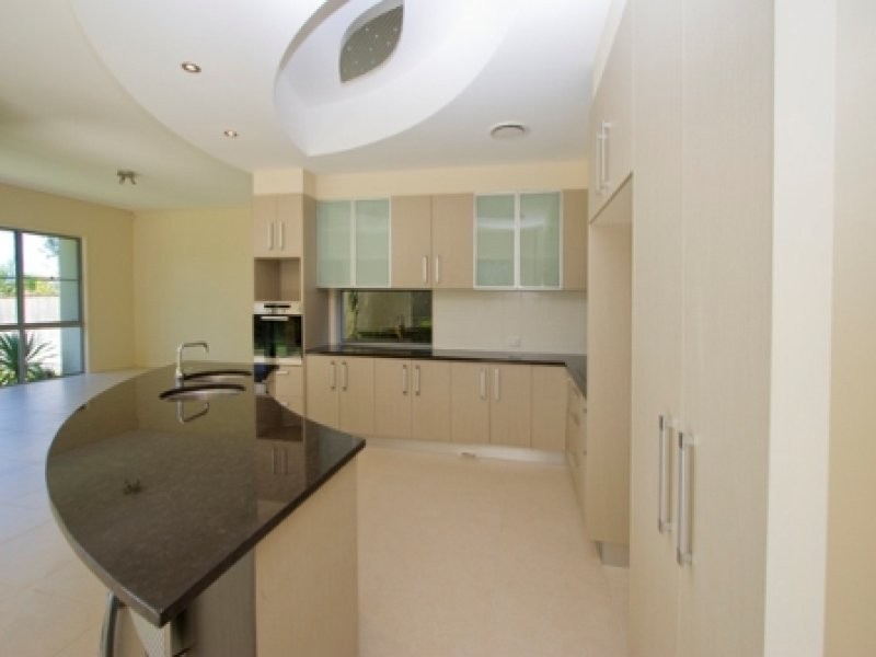 1 Cobblestone Place, Peregian Springs QLD 4573