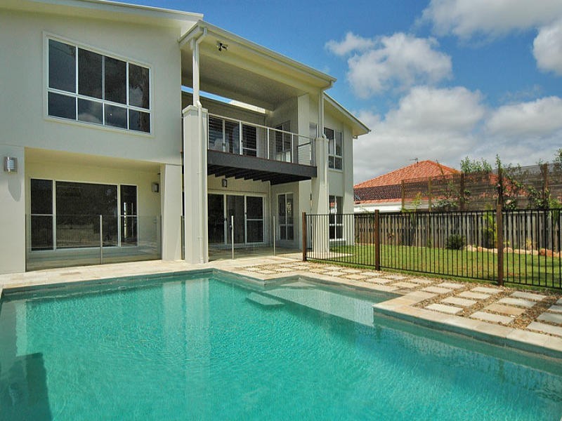 42 Lakeside Drive, Peregian Springs QLD 4573
