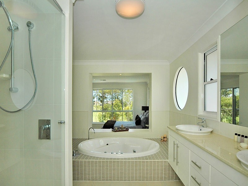 42 Lakeside Drive, Peregian Springs QLD 4573