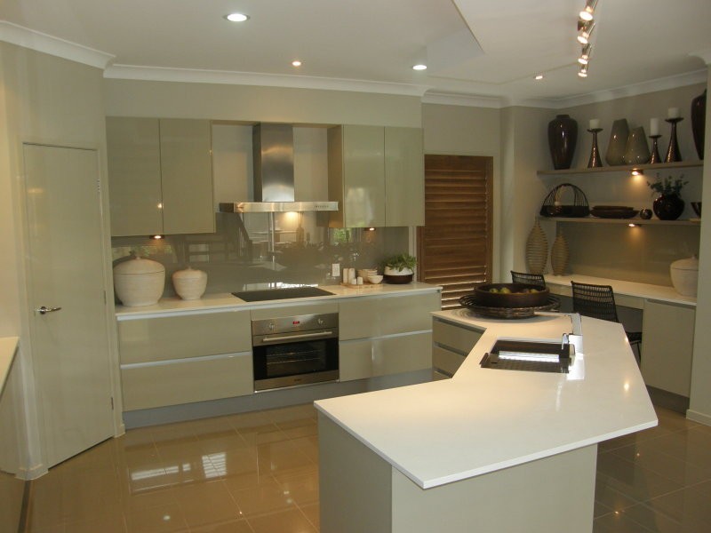 9 (Lot 3432) Oakbridge Way, Peregian Springs QLD 4573