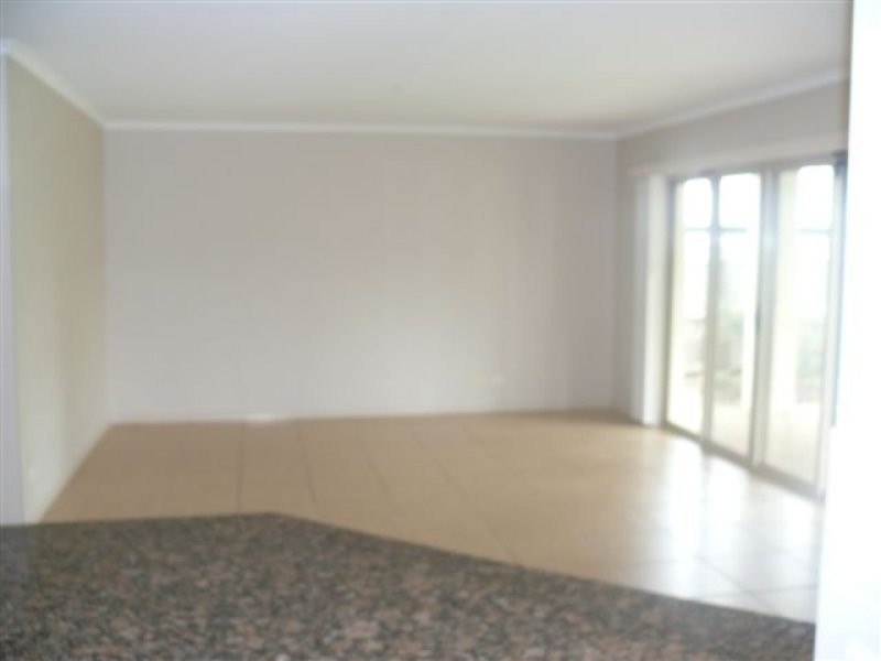 6 Sandhurst Crt, Peregian Springs QLD 4573