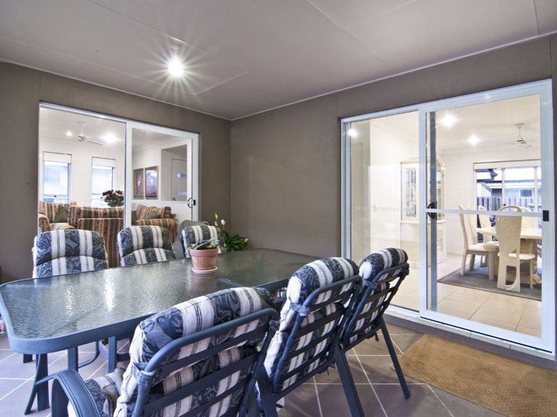 19 Kingsmill Cct, Peregian Springs QLD 4573