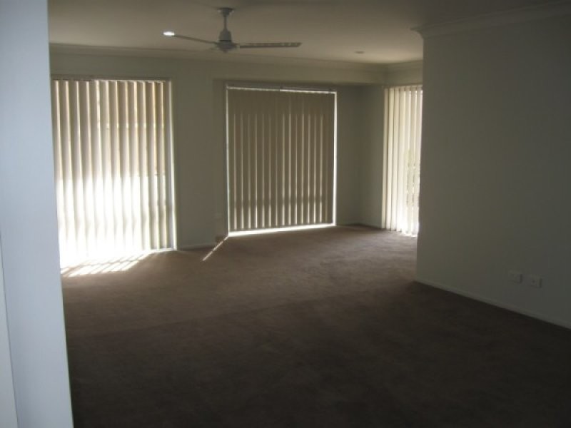 35 Kingsmill Circuit, Peregian Springs QLD 4573