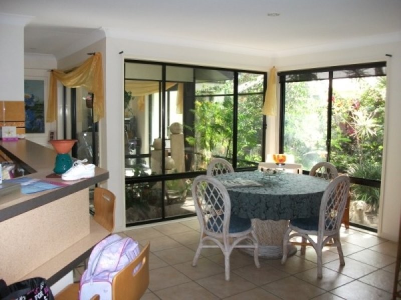 7 Longwood Drive, Peregian Springs QLD 4573
