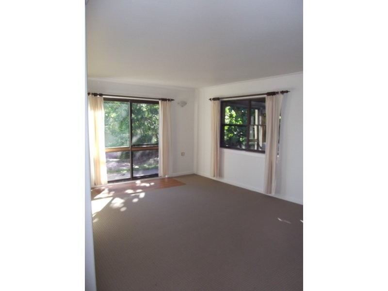 10 Woodland Drive, Peregian Beach QLD 4573