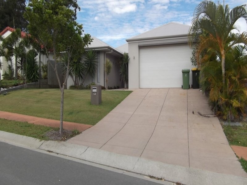 12 Peachtree Crescent, Peregian Springs QLD 4573