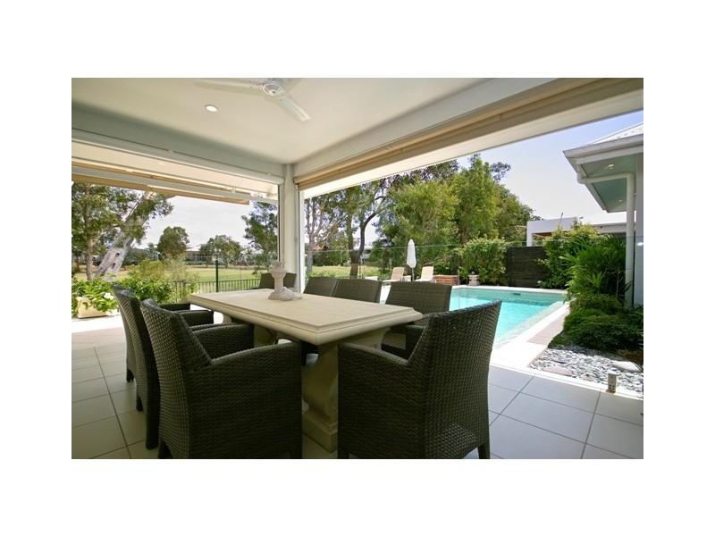 37 Lakeside Drive, Peregian Springs QLD 4573