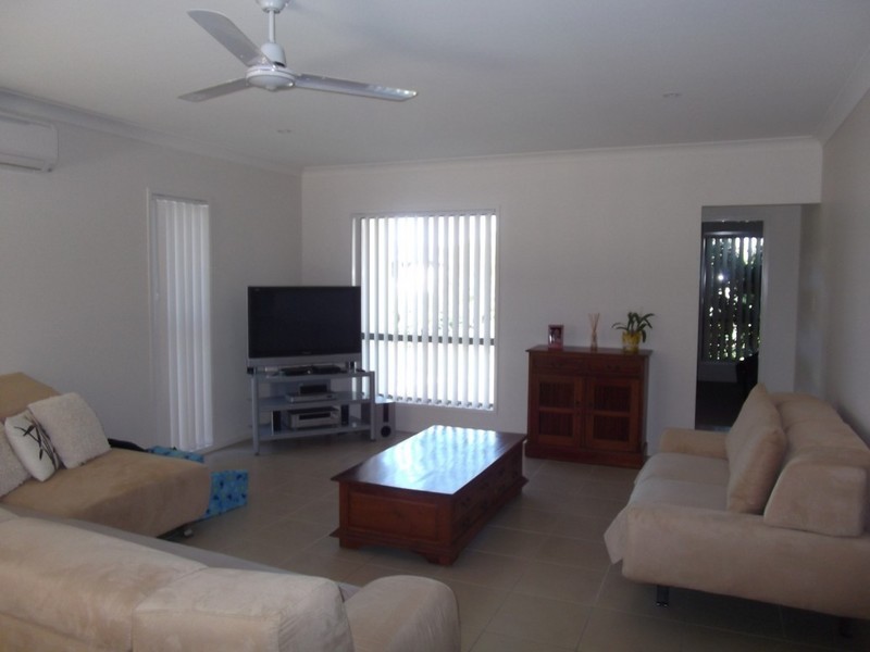 9 Pebble Court, Peregian Springs QLD 4573