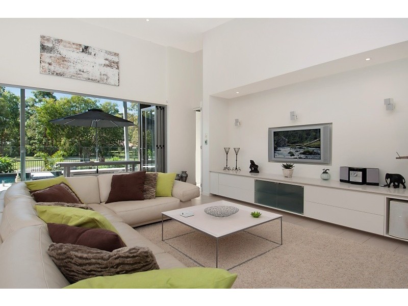 13 Bunker Court, Peregian Springs QLD 4573