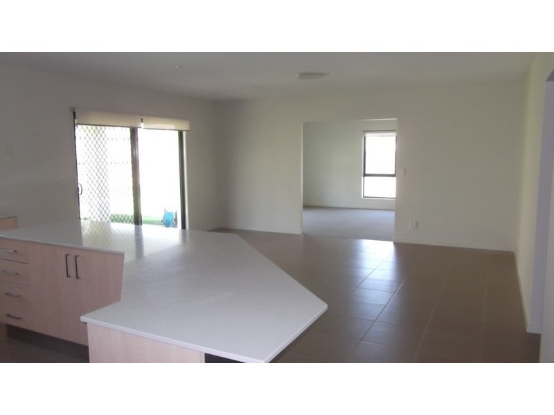 29 Maidstone Crescent, Peregian Springs QLD 4573
