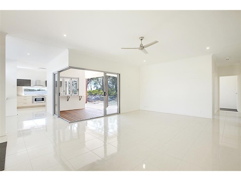 7 Teatree Grove, Peregian Springs QLD 4573