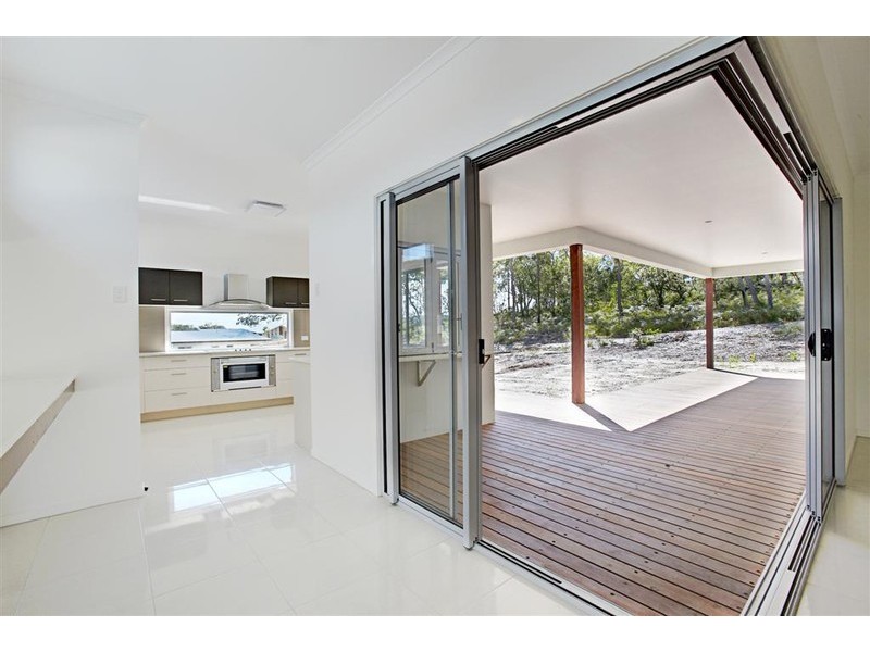 7 Teatree Grove, Peregian Springs QLD 4573