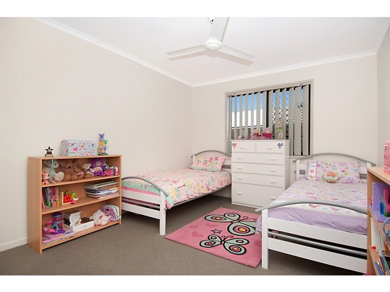 8 Sandhurst Crescent, Peregian Springs QLD 4573