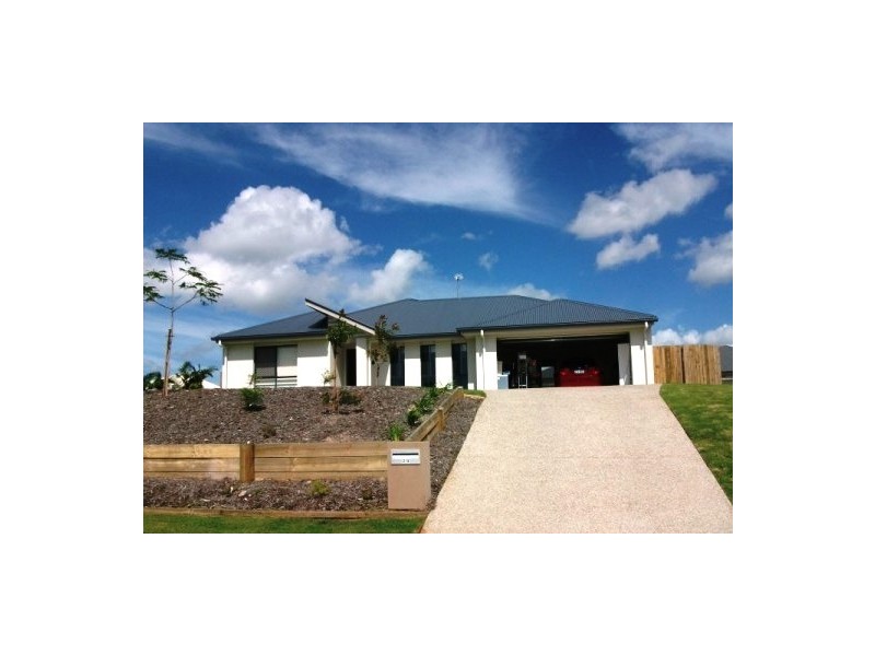 29 Selkirk Way, Peregian Springs QLD 4573