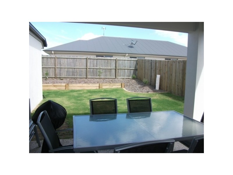 29 Selkirk Way, Peregian Springs QLD 4573